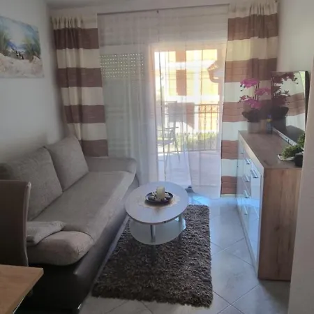 Apartament Marija *