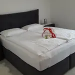 Marija Apartment Vir