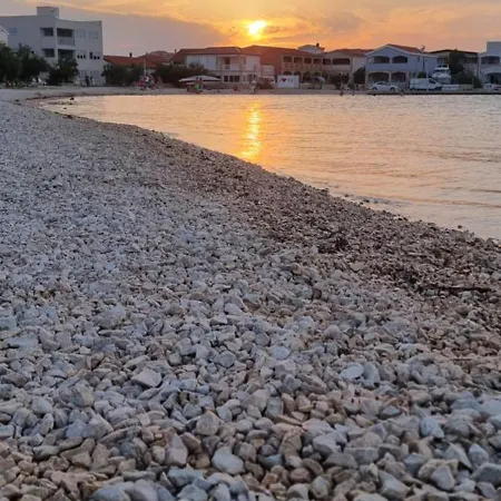 Marija 아파트 비르