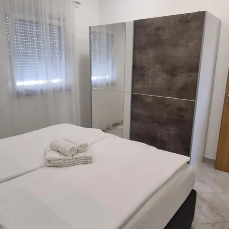 Marija 아파트 비르