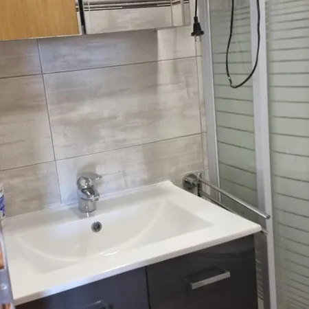 Marija 아파트 비르